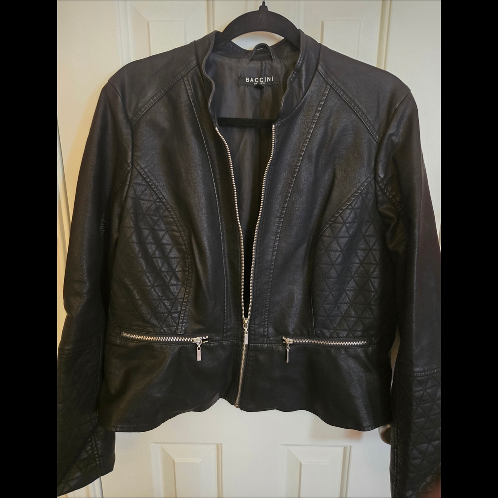 EUC Baccini Women's Black Faux Leather Jacket Sz Petite XL - Picture 2 of 7